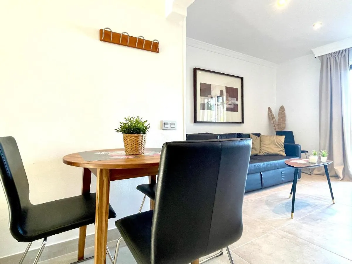 Las Farolas Poolfront In Mijas Costa 500M To The Beach - Updated June 2023 ! Apartment El Faro