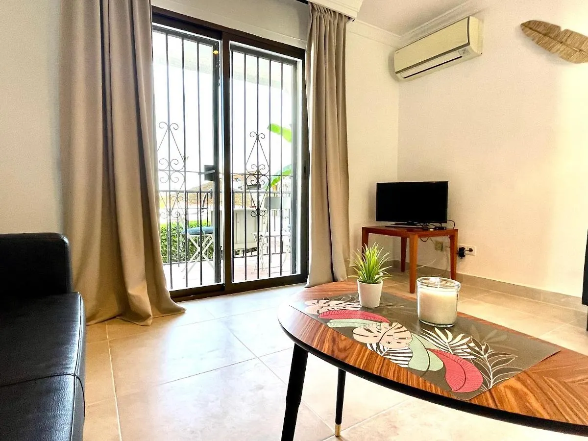 Las Farolas Poolfront In Mijas Costa 500M To The Beach - Updated June 2023 ! Apartment El Faro
